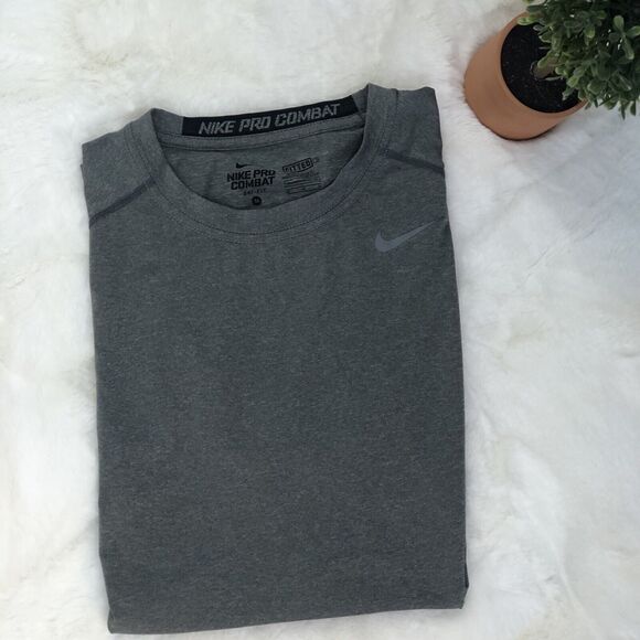 Nike Pro Combat Mens T-Shirt Medium Gray Dri Fit Short Sleeves Athletic … - Picture 2 of 9